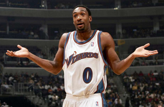 至反手位 至反手位